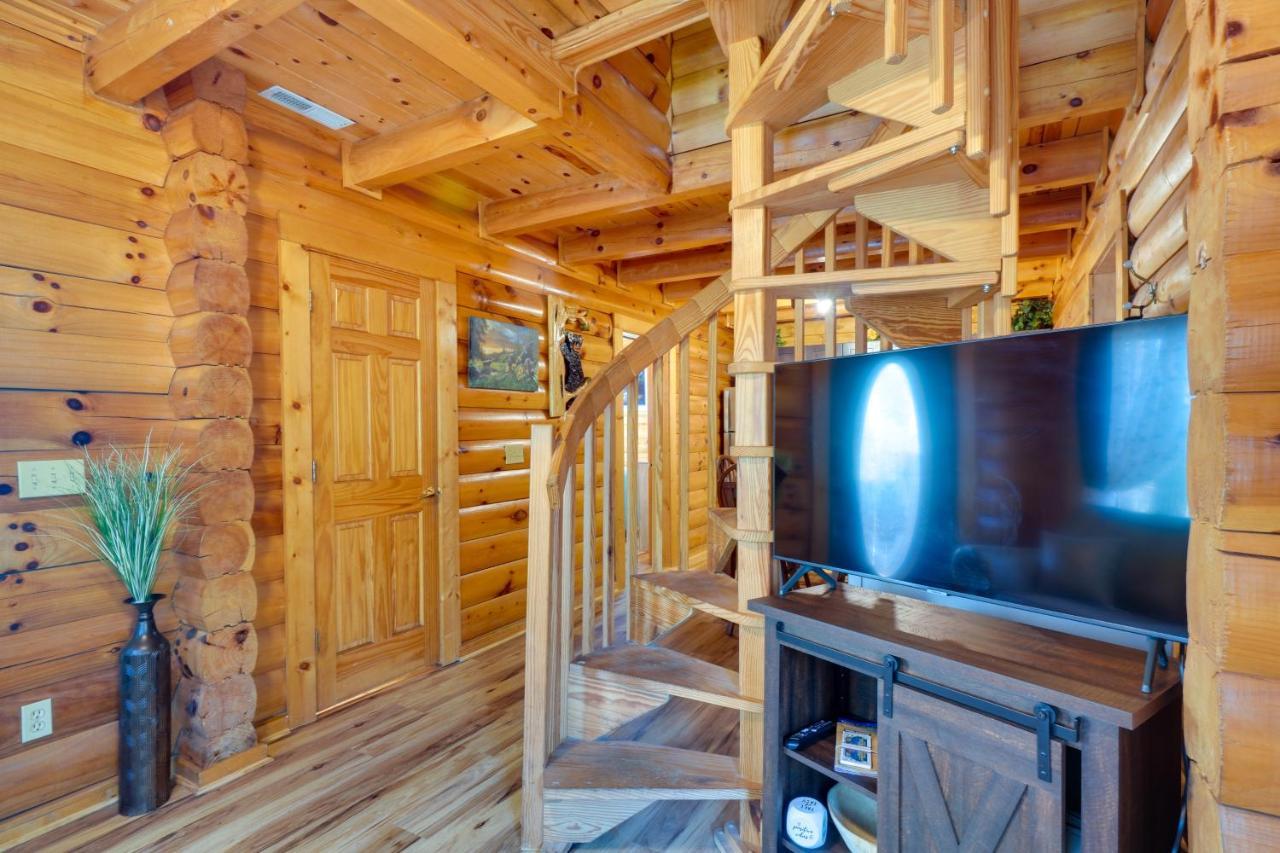 Lovely Gatlinburg Cabin With Private Hot Tub! Exterior photo