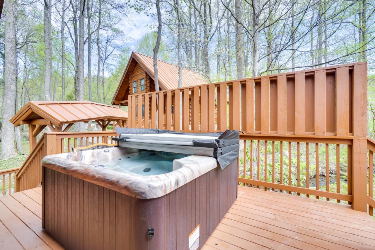 Lovely Gatlinburg Cabin With Private Hot Tub! Exterior photo